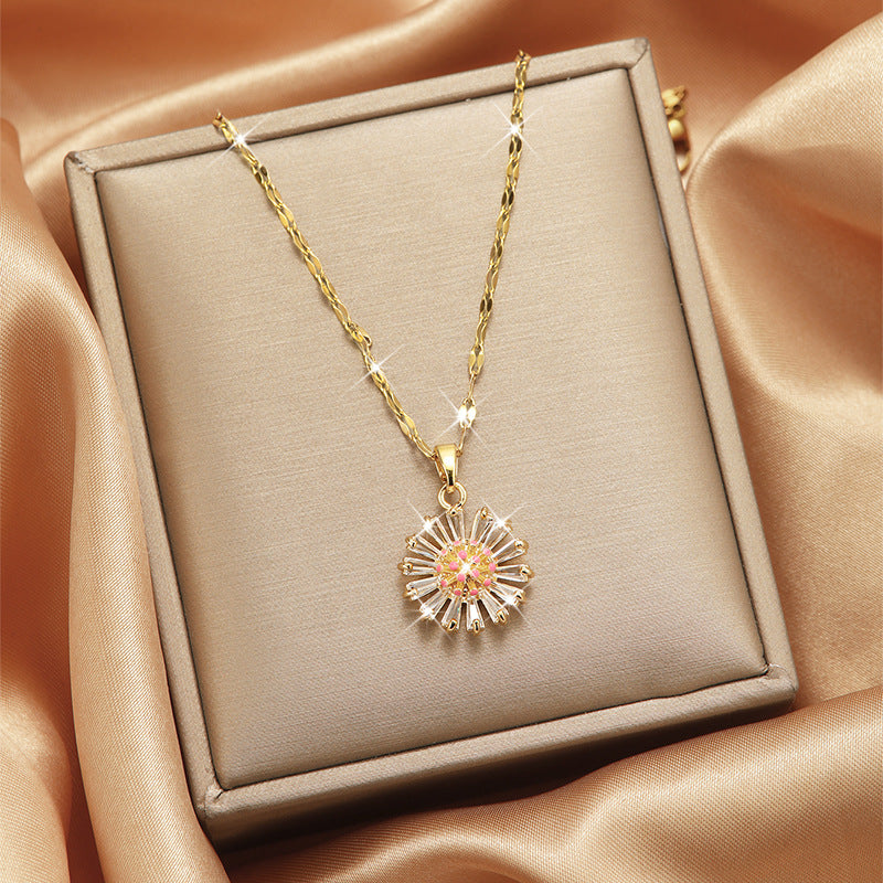 Daisy Flower Necklace