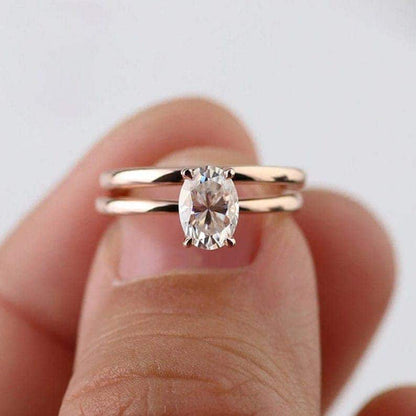 1 CT Oval Cut Ring/ Diamond Bezel Ring