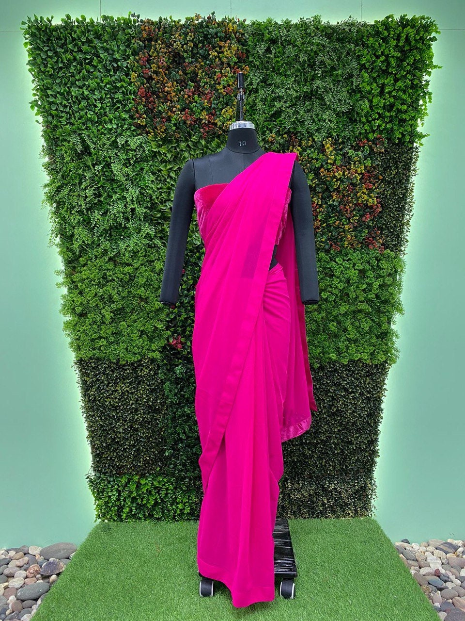 Designer Pink Color Georgette Saree with Blouse for Reception