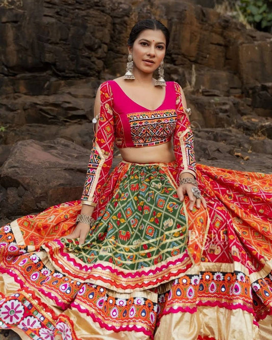 Navratri Wear Lehenga choli for Women Dandiya raas garba Function Wear reception Wear Chaniya Choli For Women Designer Lengha Indian outfit