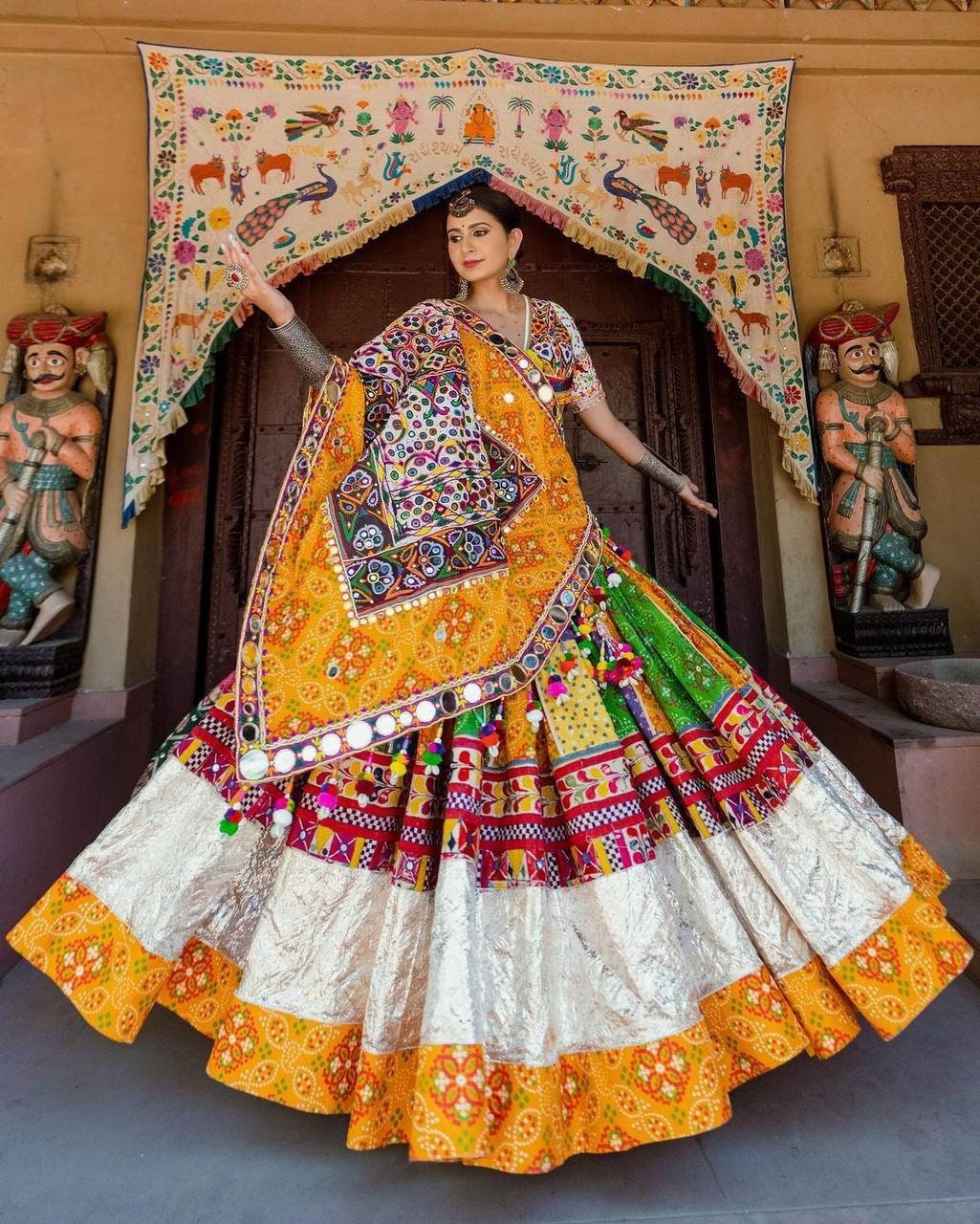 Special Designer Ghagra Choli Lehenga skirt for women Gujarati Garba dress Garba chaniya choli for girl indian Wear