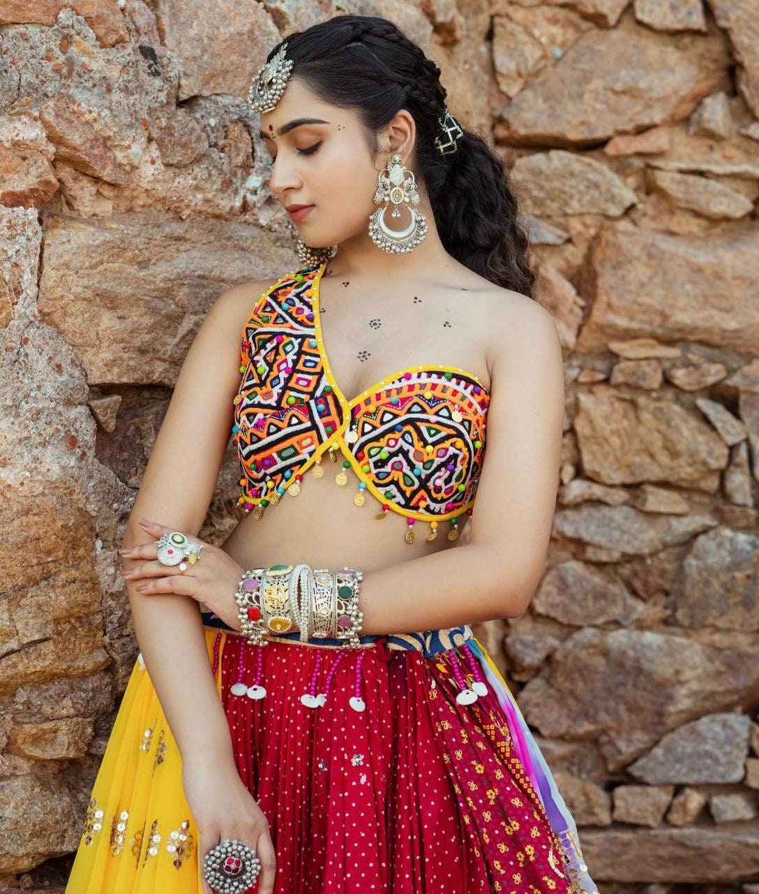 Chaniya Choli For Navratri, Garba lehenga women, Navratri Dress, Navratri Lehenga