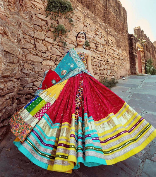 Chaniya Choli For Navratri, Garba lehenga women, Navratri Dress, Navratri Lehenga