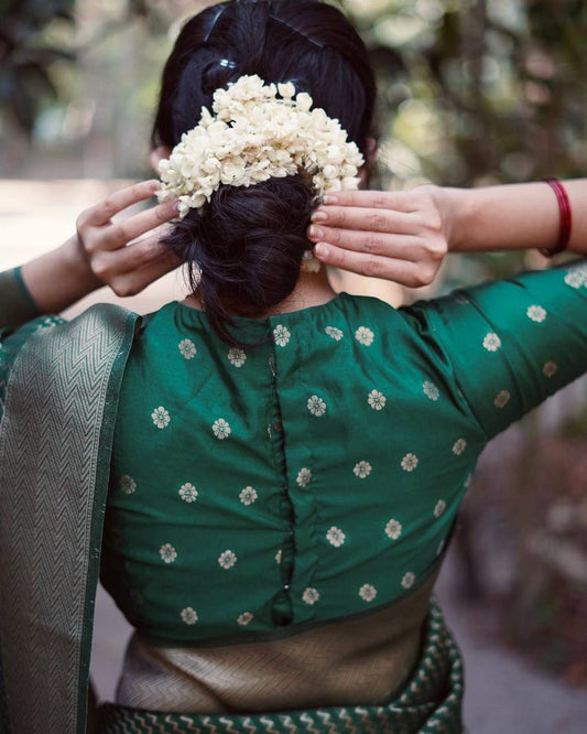 GREEN PURE SOFT SEMI SILK SAREE WITH ATTRACTIVE BLOUSE PIECE