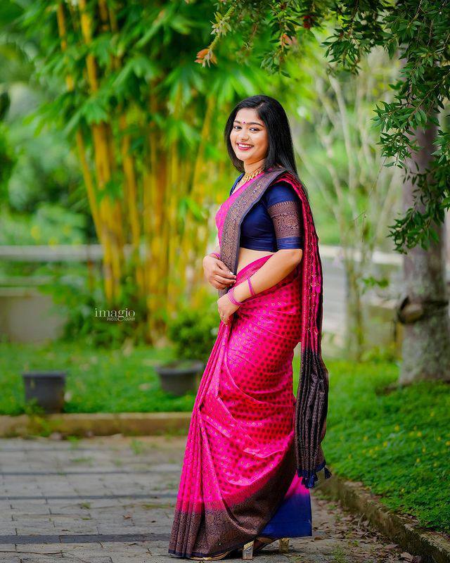 PINK COLOUR SAREE  PURE BANARASI COPEPR ZARI WEAVING