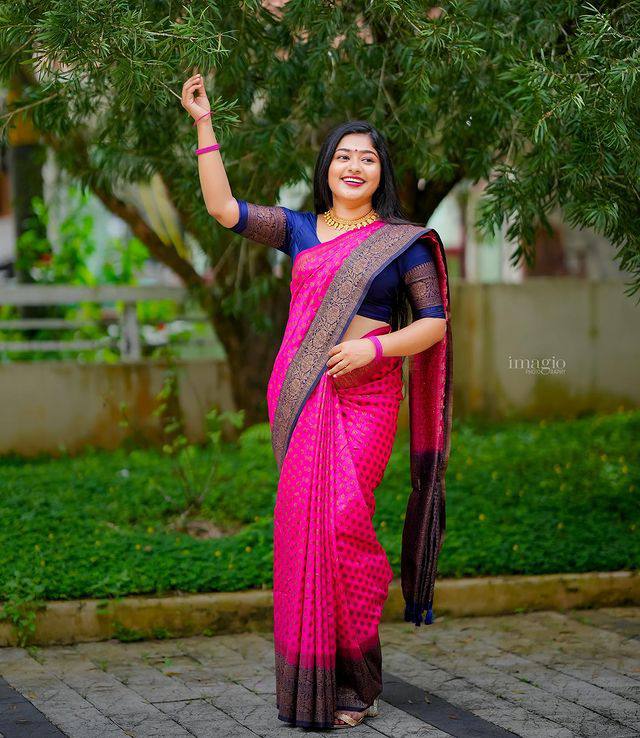 PINK COLOUR SAREE  PURE BANARASI COPEPR ZARI WEAVING