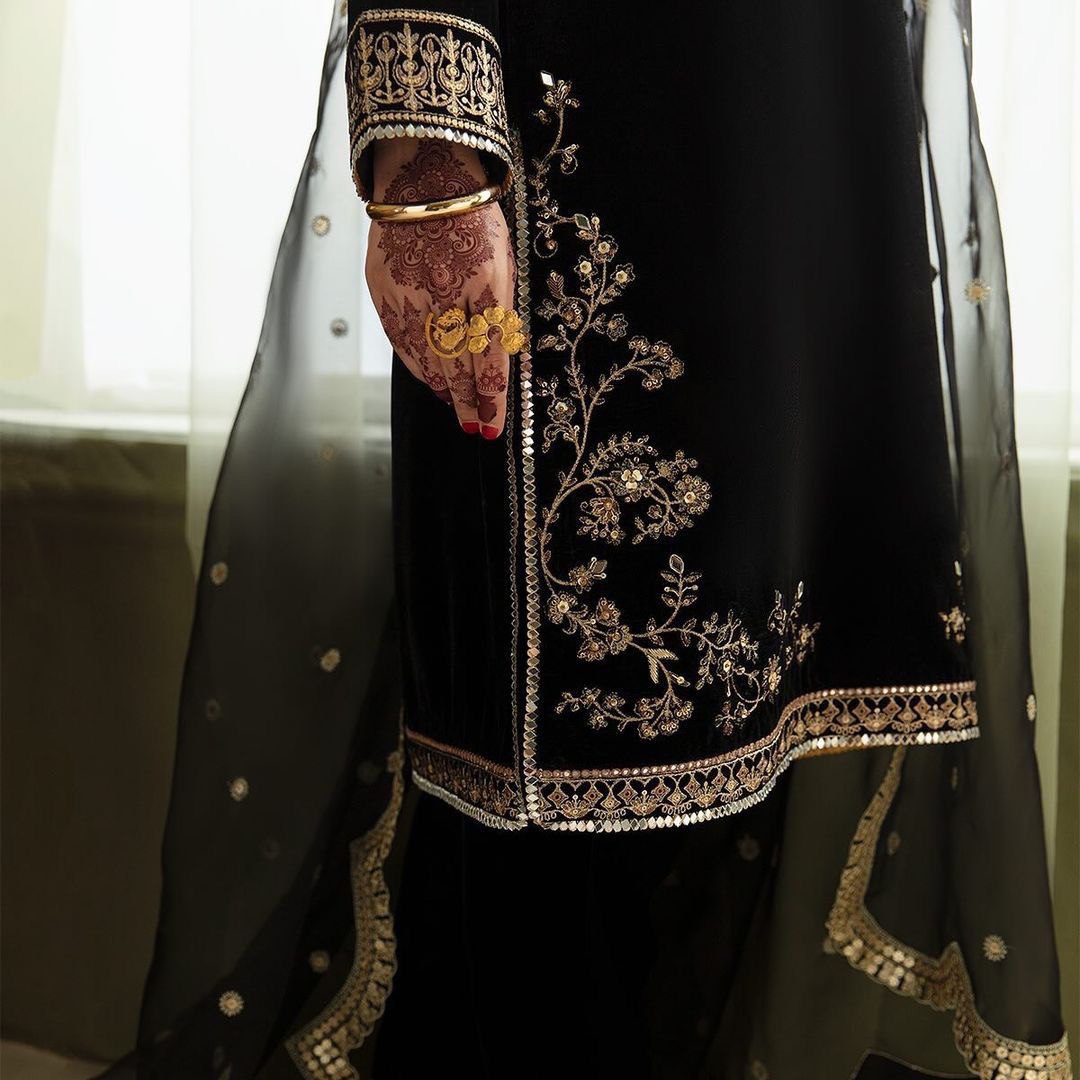 A VELVET SEQUENCE EMBROIDERY WORK TOP WITH PANT AND DUPATTA