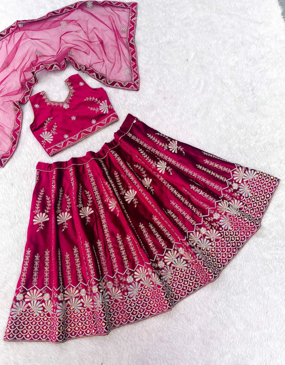 Beautiful Baby Girls Lengha Choli in Velvet Fabric Indian Wedding Dress Puffy Dress