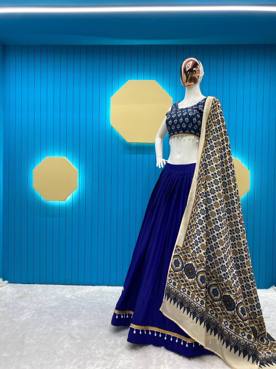 Blue Color Digital Printed Blouse With Plain Lehenga For Navratri Fest