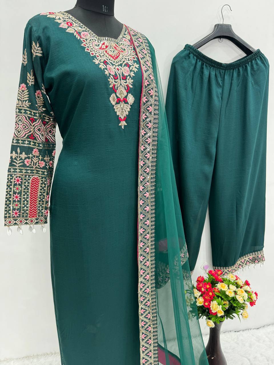 DESIGNER HEAVY SEQUINS PAKISTANI SUIT