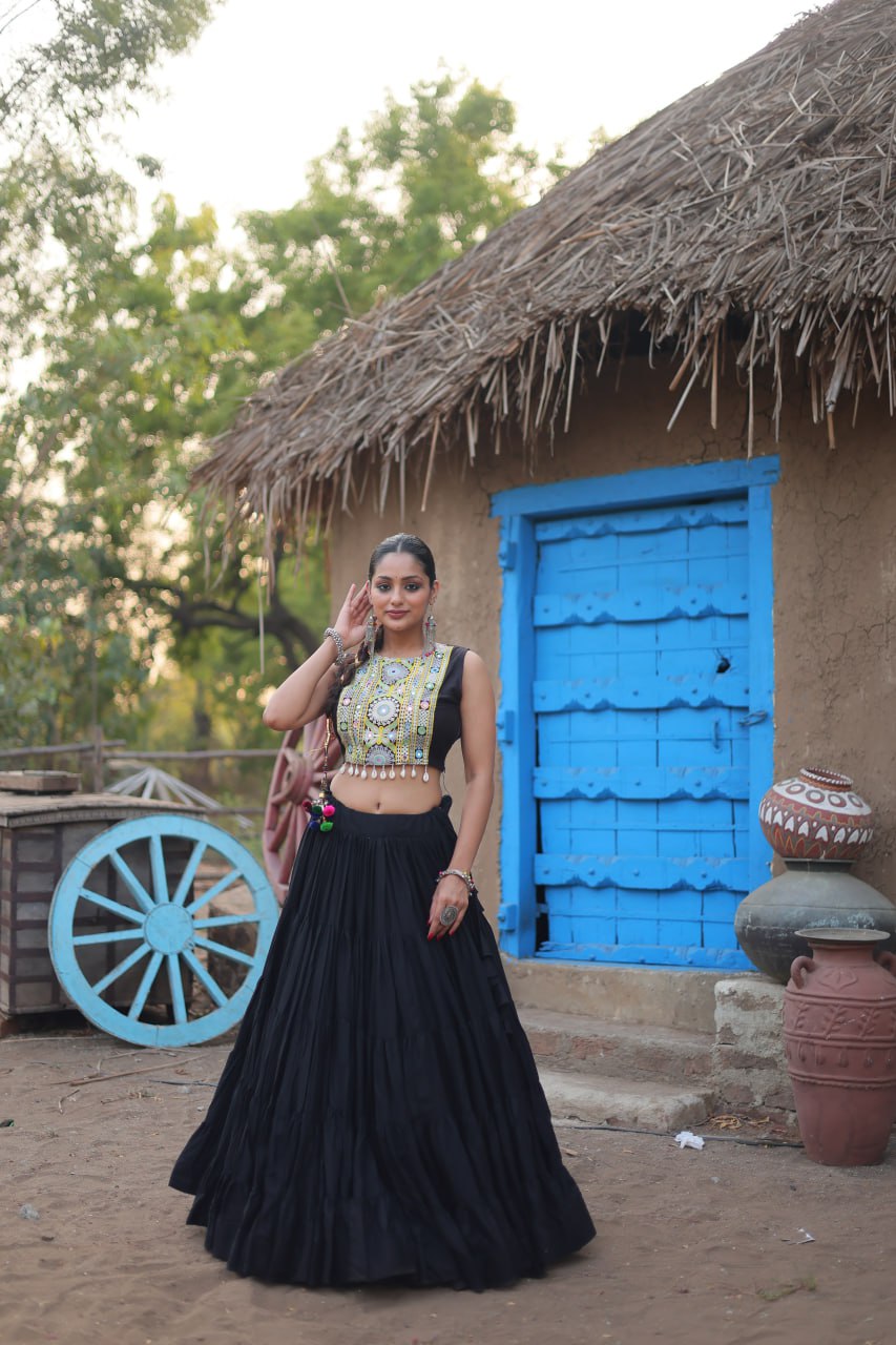 NAVRATRI WEAR LEHENGA CHOLI AND KOTI SET