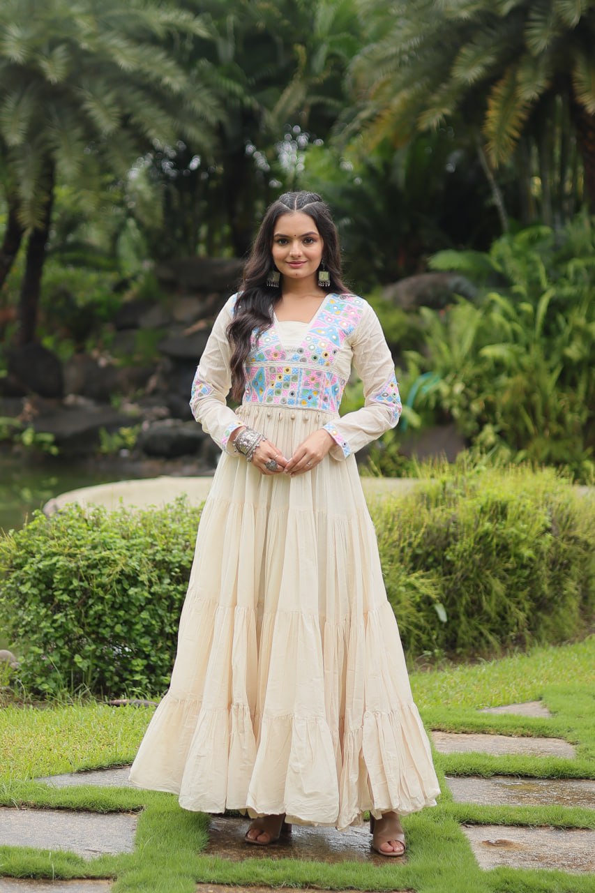 OFF-WHITE COLOR KORA COTTON NAVRATRI GOWN