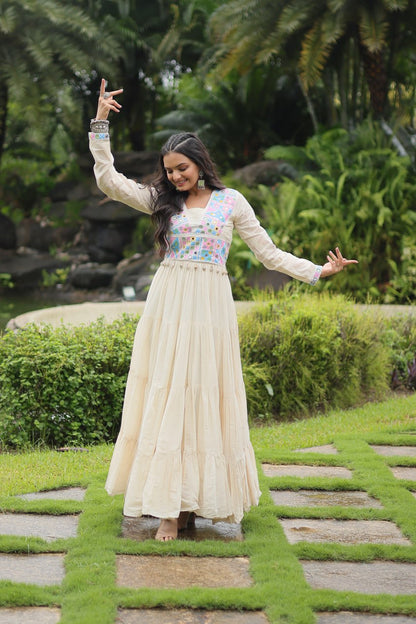 OFF-WHITE COLOR KORA COTTON NAVRATRI GOWN