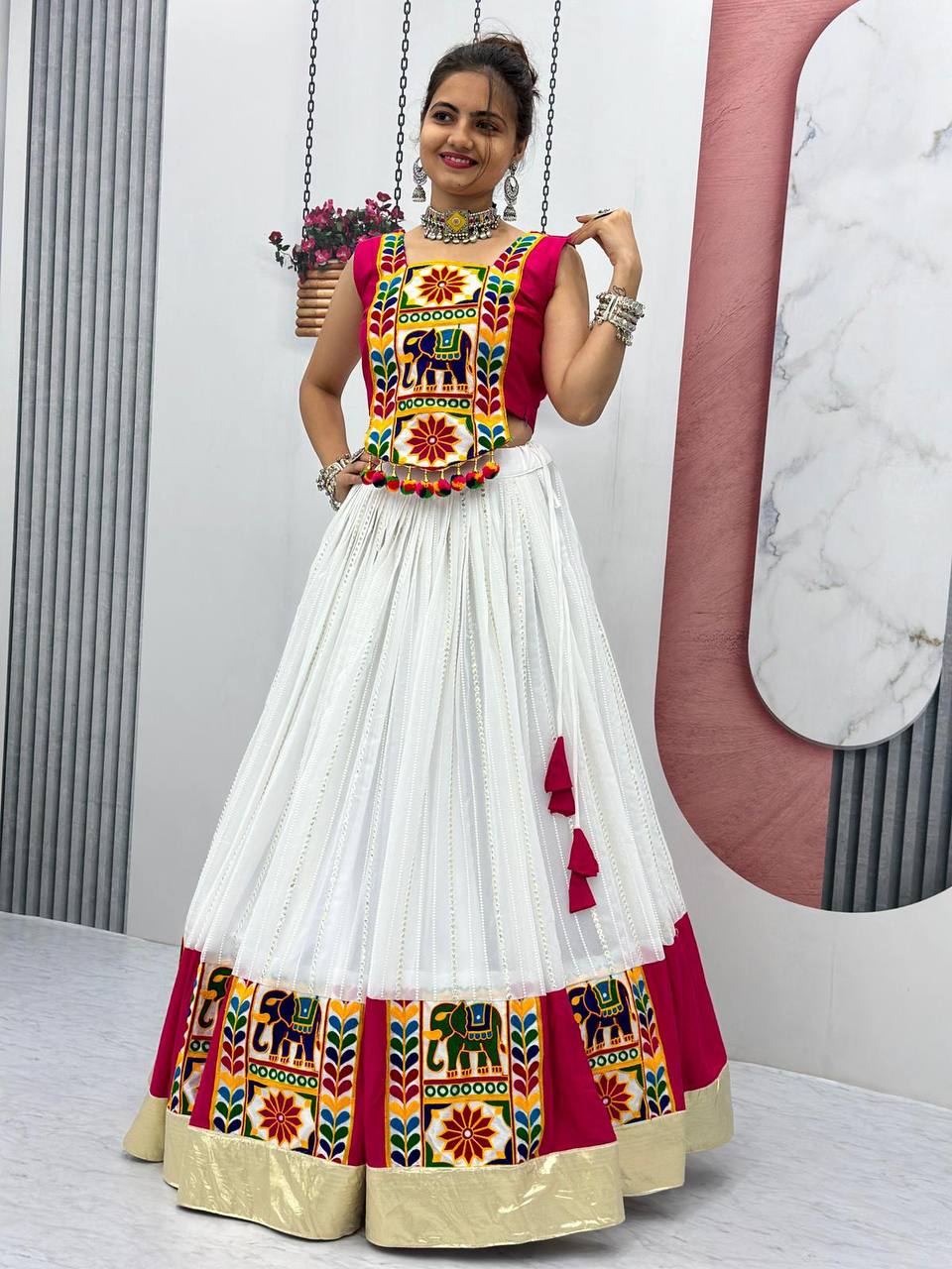 Navratri Special Gamathi Work Lehenga Choli