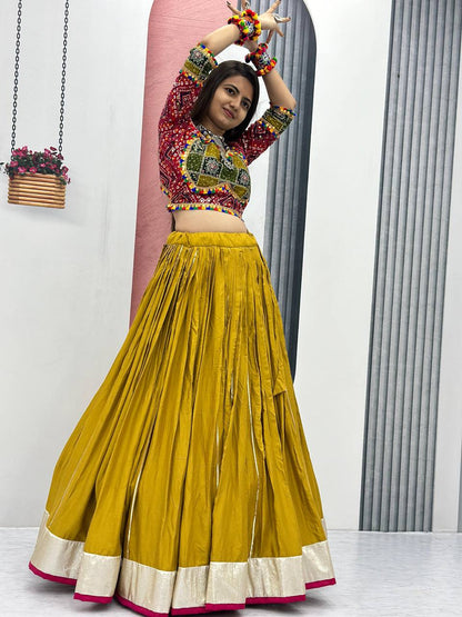 Yellow Lehenga Choli With Bandhani Blouse Design For Garba