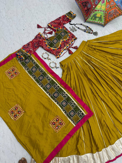 Yellow Lehenga Choli With Bandhani Blouse Design For Garba