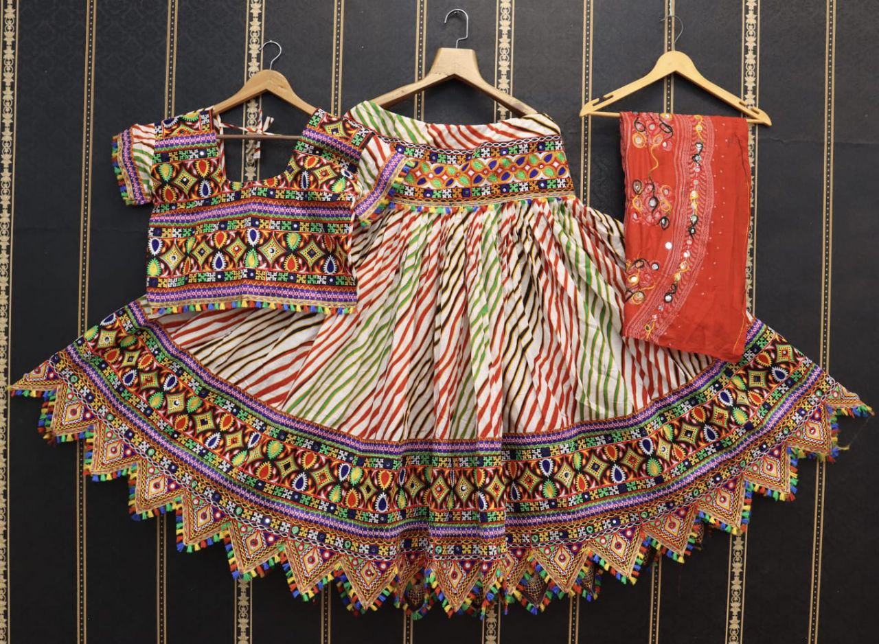 Navratri Traditional Lehriya Lehenga