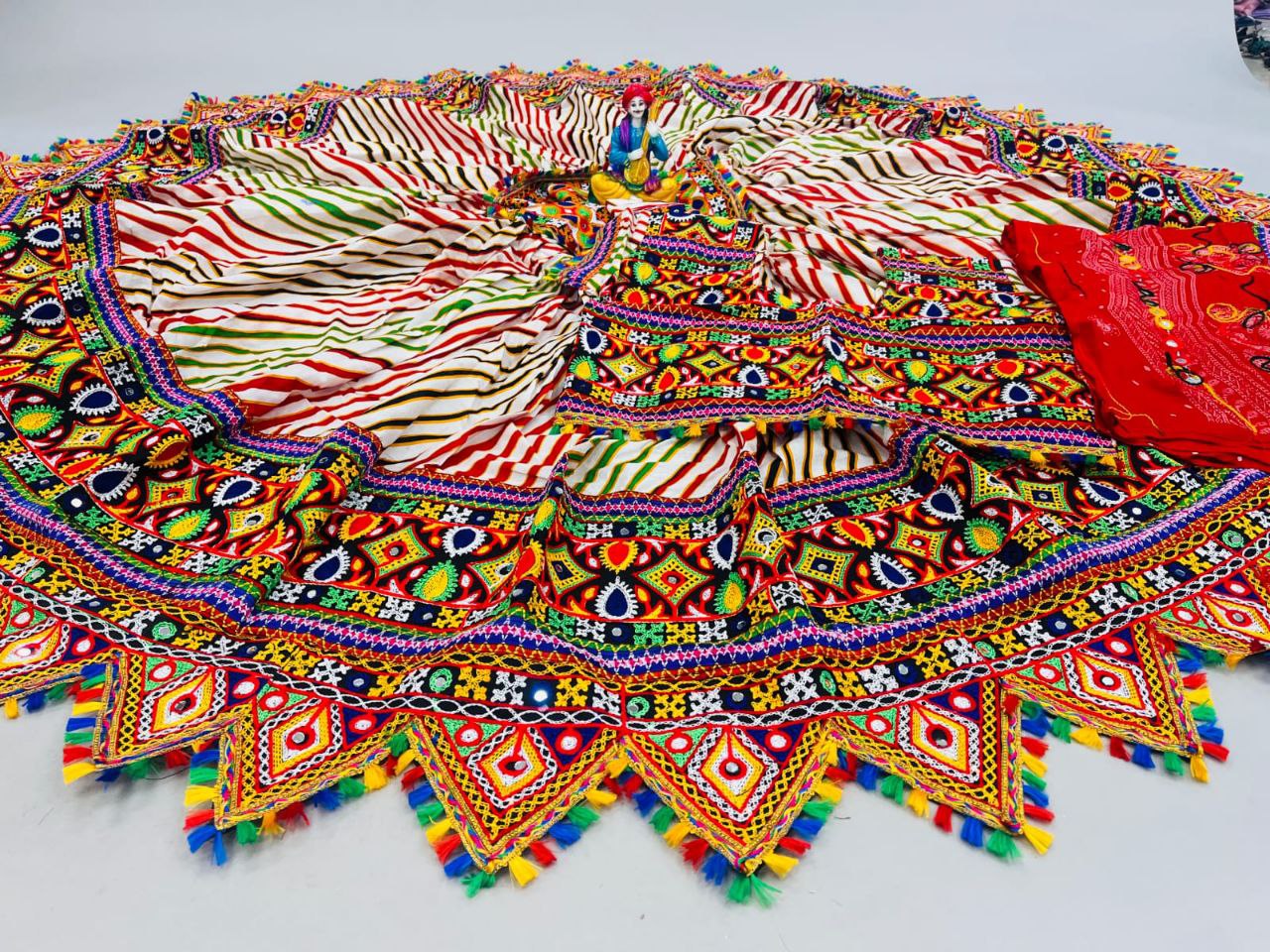 Navratri Traditional Lehriya Lehenga