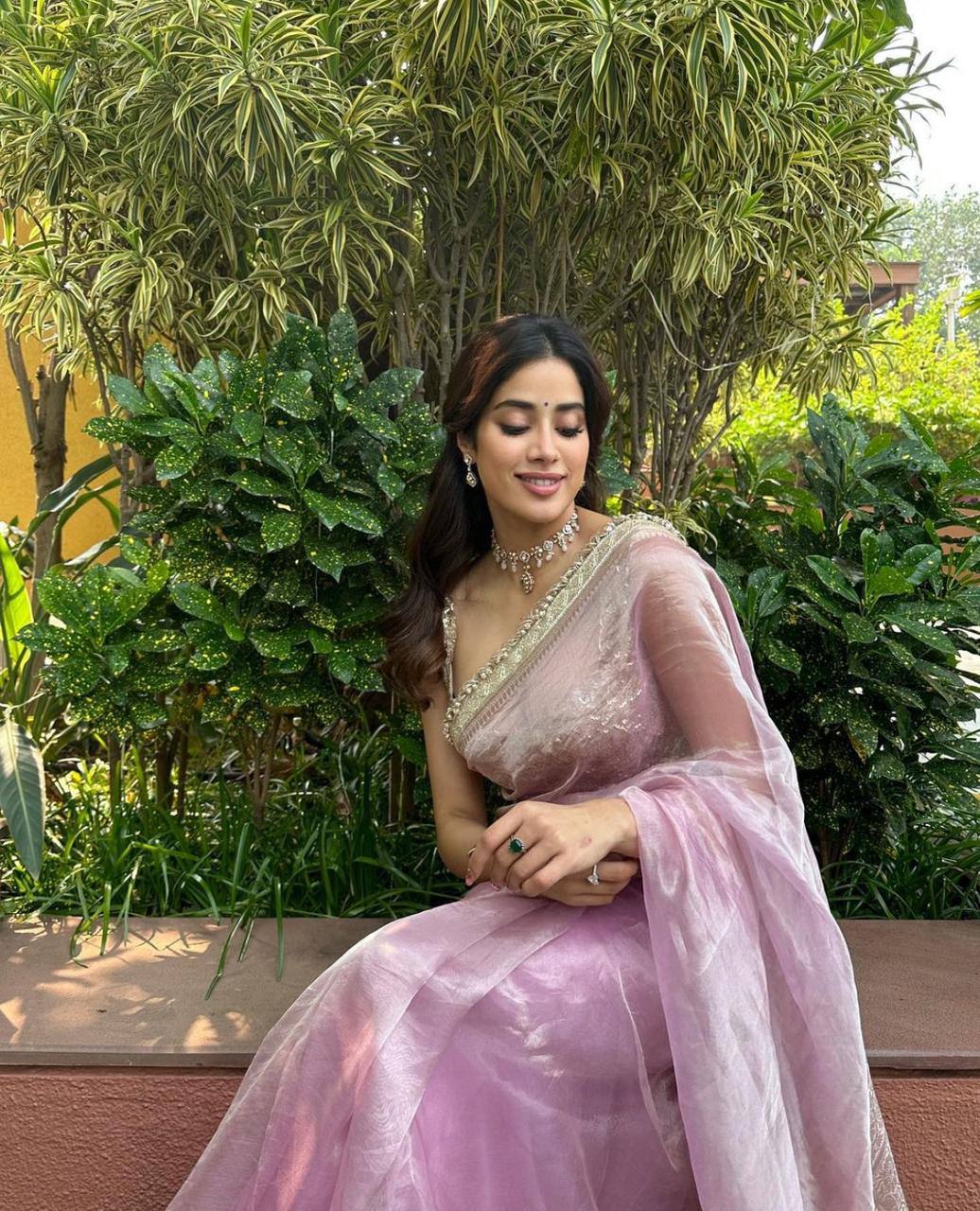 Janhvi Kapoor Saree Look For Cocktail Party