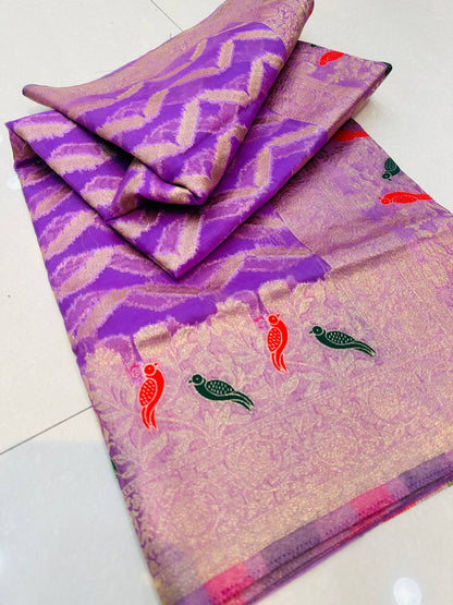 Imaginative Lavendor Kanjivaram Silk Saree With Glittering Blouse Piece