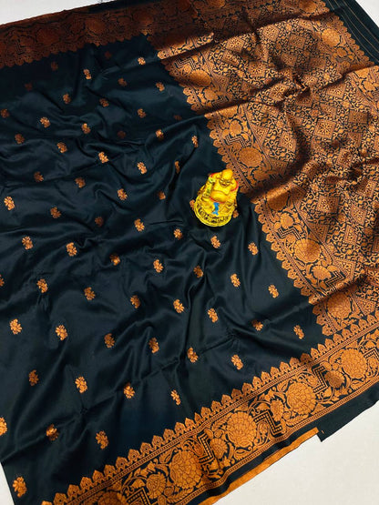 Hypnotic Rama Soft Banarasi Silk Saree With Unique Blouse Piece