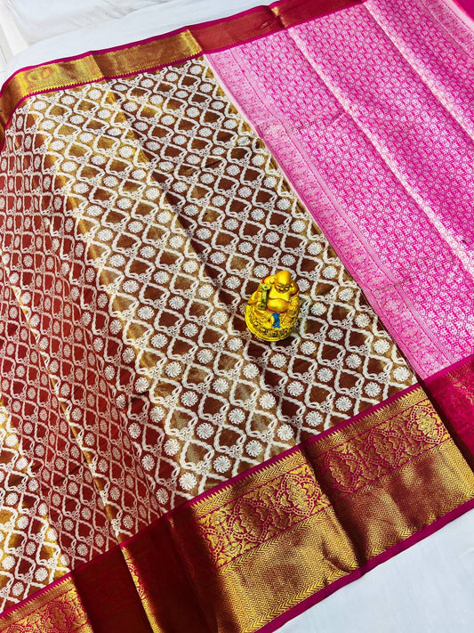 Adorning Brown Kanjivaram Silk With Effervescent Blouse Piece